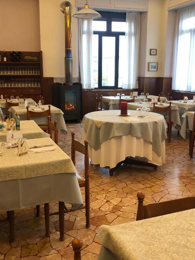 Albergo Sala Valbrona Zewnętrze zdjęcie