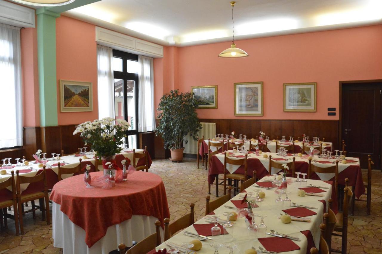 Albergo Sala Valbrona Zewnętrze zdjęcie